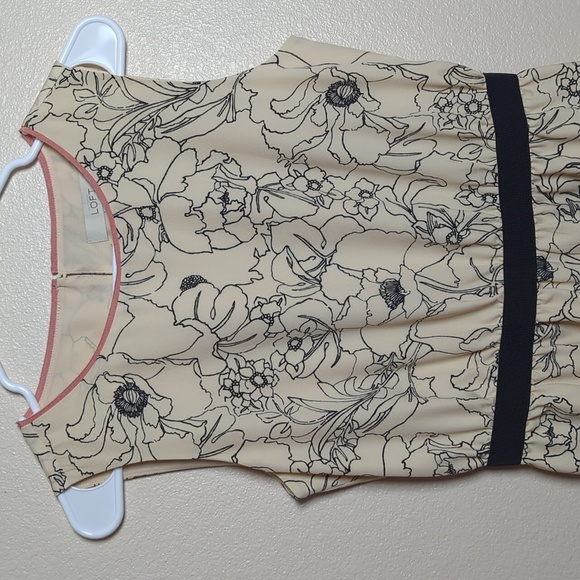 LOFT Cream and Black Floral Midi Dress Size XS - Picture 3 of 10